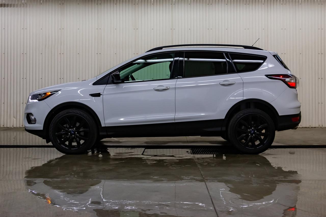 2017 Ford Escape AWD SE Sport Appearance Pkg. Nav Roof BCam Red Deer AB
