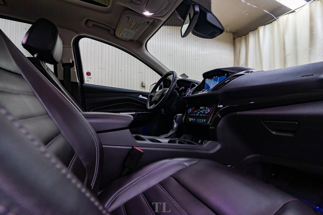 2017 Ford Escape AWD Titanium Leather Roof Nav BCam Red Deer AB