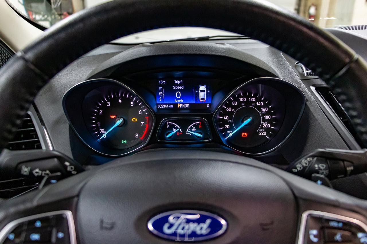 2017 Ford Escape AWD Titanium Leather Roof Nav BCam Red Deer AB