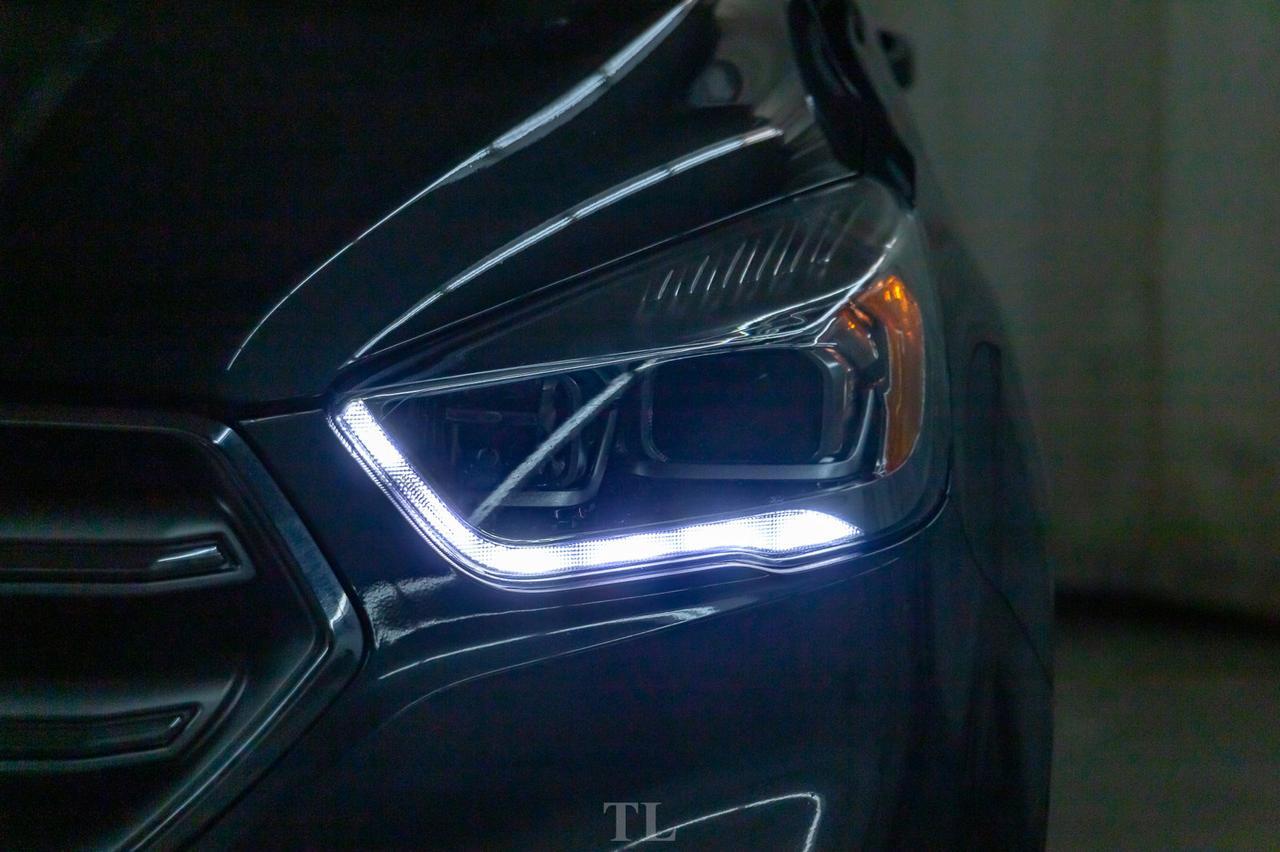 2017 Ford Escape AWD Titanium Leather Roof Nav BCam Red Deer AB