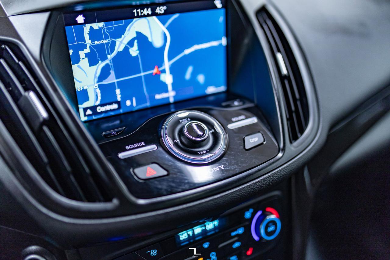 2017 Ford Escape AWD Titanium Leather Roof Nav BCam Red Deer AB