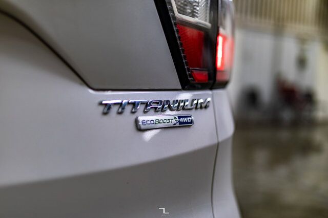 2017 Ford Escape AWD Titanium Leather Roof Nav BCam Red Deer AB