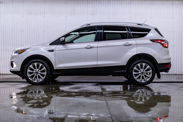 2017 Ford Escape AWD Titanium Leather Roof Nav BCam Red Deer AB