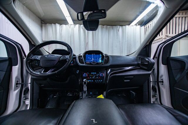 2017 Ford Escape AWD Titanium Leather Roof Nav BCam Red Deer AB