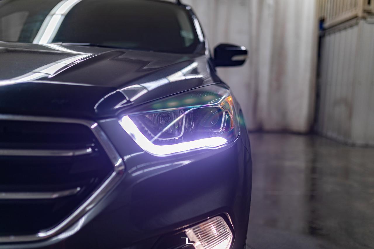 2017 Ford Escape AWD Titanium Nav Roof BCam Red Deer AB