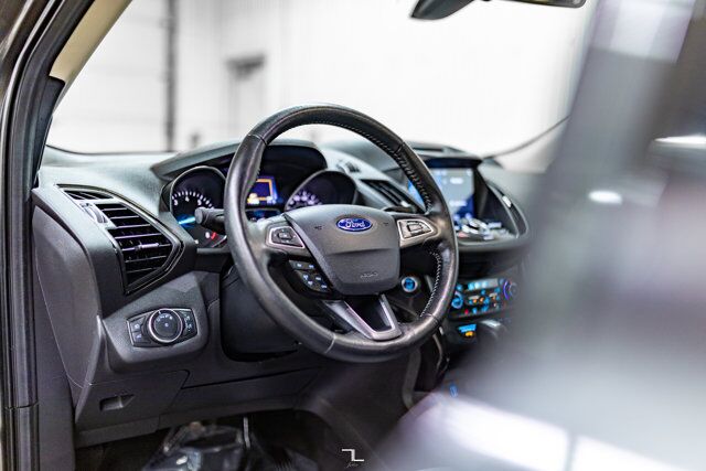 2017 Ford Escape AWD Titanium Nav Roof BCam Red Deer AB