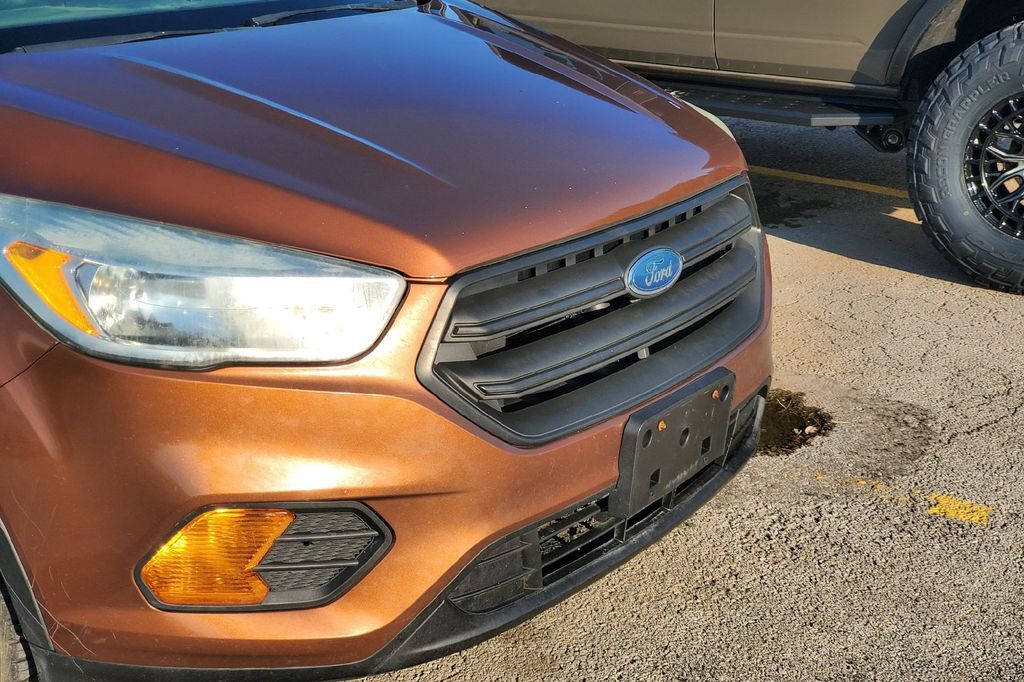2017 Ford Escape S