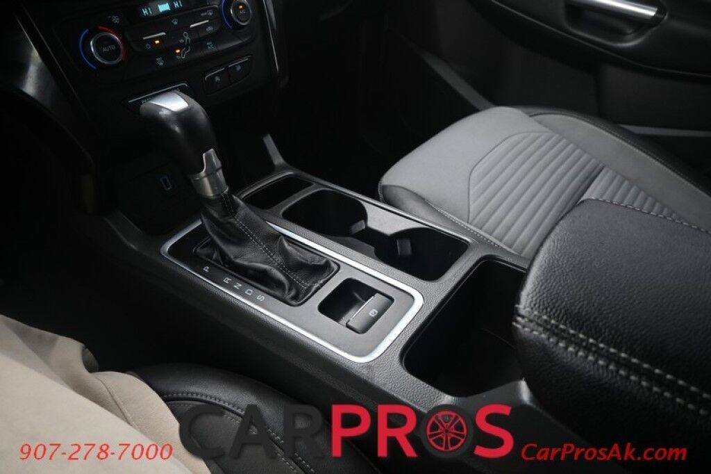 2017 Ford Escape SE - 4X4 - Technology Pkg - Sport Appearance Pkg - Blind Spot Alert - Bluetooth - AppleCarplay & Android Auto - Back Up Camera - Rear Park Sensors - Luggage Rack - Power Liftgate - Keyless Entry - Tow Pkg - Only 71K Miles - 28 MPG Anchorage AK