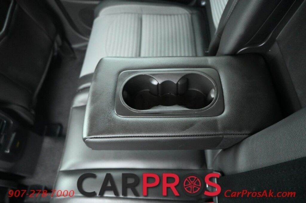 2017 Ford Escape SE - 4X4 - Technology Pkg - Sport Appearance Pkg - Blind Spot Alert - Bluetooth - AppleCarplay & Android Auto - Back Up Camera - Rear Park Sensors - Luggage Rack - Power Liftgate - Keyless Entry - Tow Pkg - Only 71K Miles - 28 MPG Anchorage AK