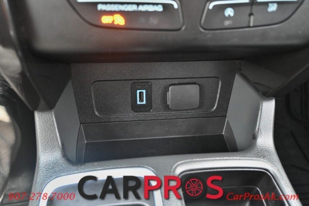 2017 Ford Escape SE - 4X4 - Technology Pkg - Sport Appearance Pkg - Blind Spot Alert - Bluetooth - AppleCarplay & Android Auto - Back Up Camera - Rear Park Sensors - Luggage Rack - Power Liftgate - Keyless Entry - Tow Pkg - Only 71K Miles - 28 MPG Anchorage AK