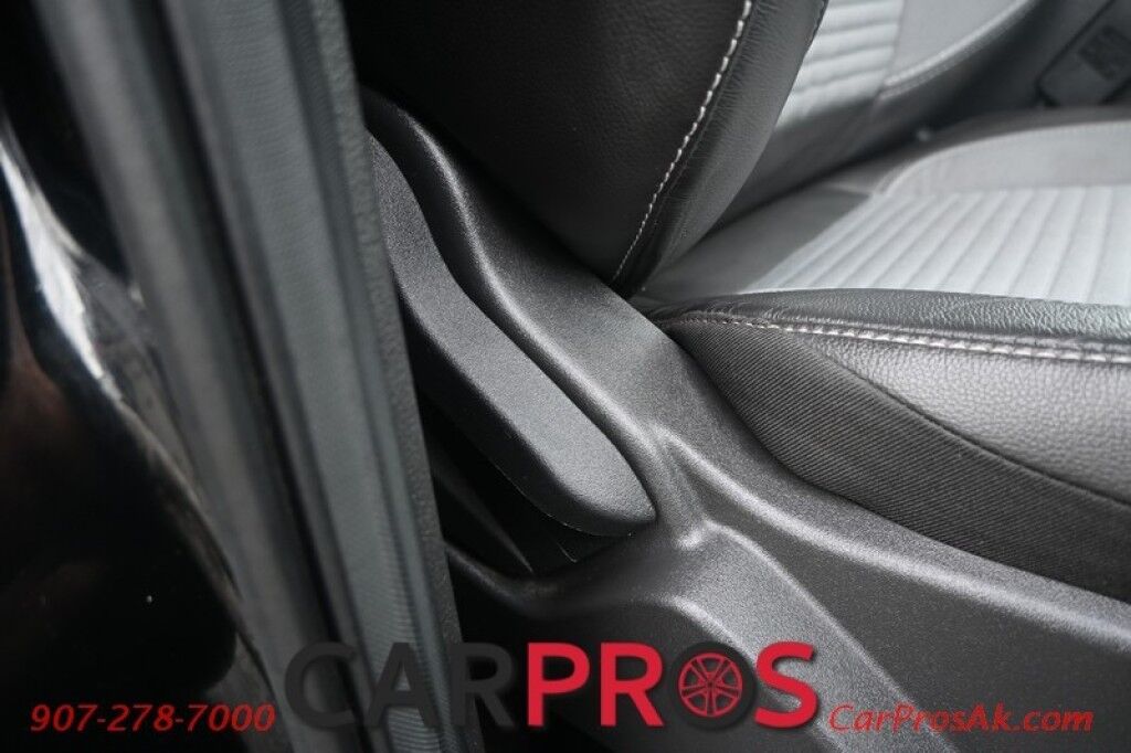 2017 Ford Escape SE - 4X4 - Technology Pkg - Sport Appearance Pkg - Blind Spot Alert - Bluetooth - AppleCarplay & Android Auto - Back Up Camera - Rear Park Sensors - Luggage Rack - Power Liftgate - Keyless Entry - Tow Pkg - Only 71K Miles - 28 MPG Anchorage AK