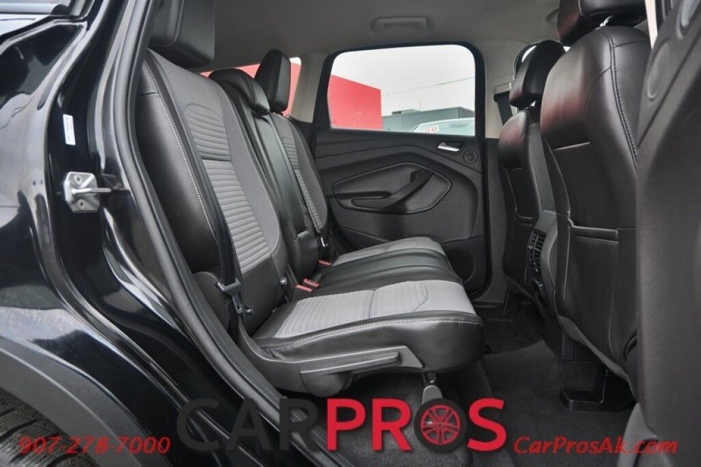 2017 Ford Escape SE - 4X4 - Technology Pkg - Sport Appearance Pkg - Blind Spot Alert - Bluetooth - AppleCarplay & Android Auto - Back Up Camera - Rear Park Sensors - Luggage Rack - Power Liftgate - Keyless Entry - Tow Pkg - Only 71K Miles - 28 MPG Anchorage AK