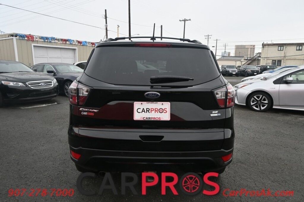 2017 Ford Escape SE - 4X4 - Technology Pkg - Sport Appearance Pkg - Blind Spot Alert - Bluetooth - AppleCarplay & Android Auto - Back Up Camera - Rear Park Sensors - Luggage Rack - Power Liftgate - Keyless Entry - Tow Pkg - Only 71K Miles - 28 MPG Anchorage AK