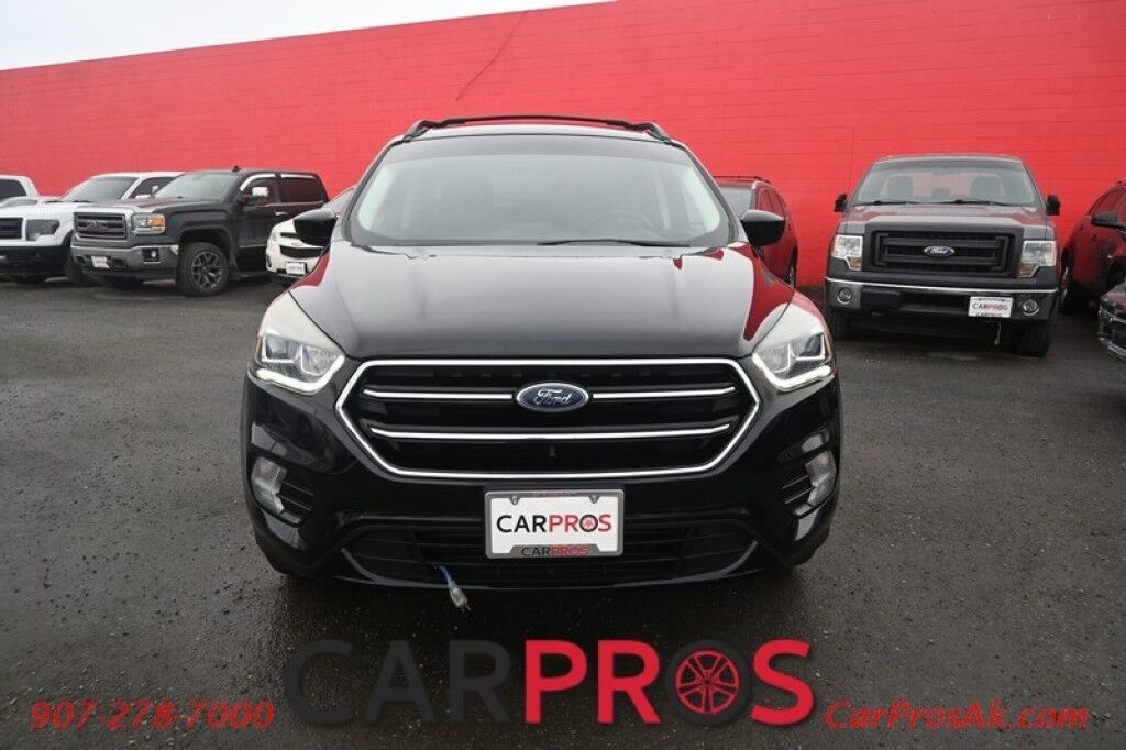 2017 Ford Escape SE - 4X4 - Technology Pkg - Sport Appearance Pkg - Blind Spot Alert - Bluetooth - AppleCarplay & Android Auto - Back Up Camera - Rear Park Sensors - Luggage Rack - Power Liftgate - Keyless Entry - Tow Pkg - Only 71K Miles - 28 MPG Anchorage AK