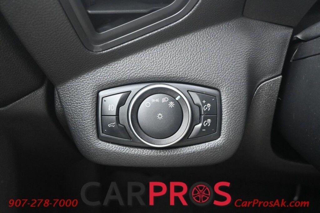 2017 Ford Escape SE - 4X4 - Technology Pkg - Sport Appearance Pkg - Blind Spot Alert - Bluetooth - AppleCarplay & Android Auto - Back Up Camera - Rear Park Sensors - Luggage Rack - Power Liftgate - Keyless Entry - Tow Pkg - Only 71K Miles - 28 MPG Anchorage AK