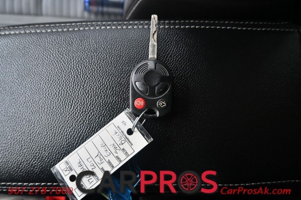 2017 Ford Escape SE - 4X4 - Technology Pkg - Sport Appearance Pkg - Blind Spot Alert - Bluetooth - AppleCarplay & Android Auto - Back Up Camera - Rear Park Sensors - Luggage Rack - Power Liftgate - Keyless Entry - Tow Pkg - Only 71K Miles - 28 MPG Anchorage AK