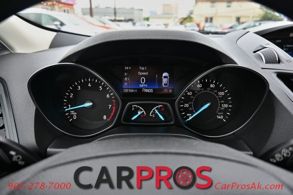 2017 Ford Escape SE - AWD - 1.5L 4-Cyl Turbo - Power Driver's Seat - Bluetooth - Backup Camera - Power Locks, Windows & Mirrors - USB Input - CD Player - Keyless Entry - Aluminum Wheels - 29 MPG - Only 31K Miles Anchorage AK