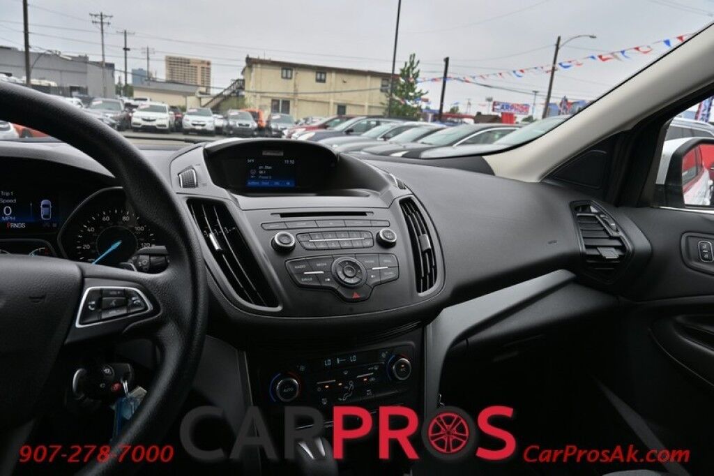 2017 Ford Escape SE - AWD - 1.5L 4-Cyl Turbo - Power Driver's Seat - Bluetooth - Backup Camera - Power Locks, Windows & Mirrors - USB Input - CD Player - Keyless Entry - Aluminum Wheels - 29 MPG - Only 31K Miles Anchorage AK