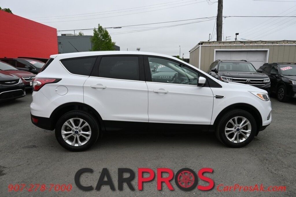 2017 Ford Escape SE - AWD - 1.5L 4-Cyl Turbo - Power Driver's Seat - Bluetooth - Backup Camera - Power Locks, Windows & Mirrors - USB Input - CD Player - Keyless Entry - Aluminum Wheels - 29 MPG - Only 31K Miles Anchorage AK