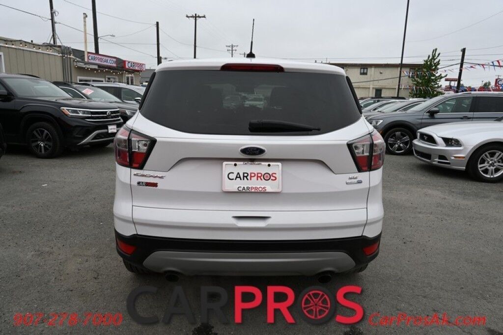 2017 Ford Escape SE - AWD - 1.5L 4-Cyl Turbo - Power Driver's Seat - Bluetooth - Backup Camera - Power Locks, Windows & Mirrors - USB Input - CD Player - Keyless Entry - Aluminum Wheels - 29 MPG - Only 31K Miles Anchorage AK