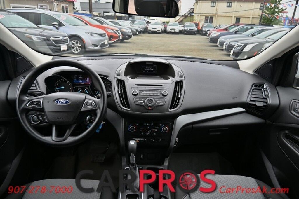 2017 Ford Escape SE - AWD - 1.5L 4-Cyl Turbo - Power Driver's Seat - Bluetooth - Backup Camera - Power Locks, Windows & Mirrors - USB Input - CD Player - Keyless Entry - Aluminum Wheels - 29 MPG - Only 31K Miles Anchorage AK