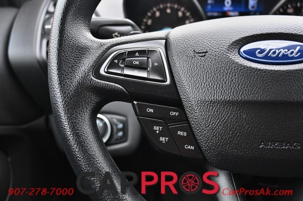 2017 Ford Escape SE - AWD - 1.5L 4-Cyl Turbo - Power Driver's Seat - Bluetooth - Backup Camera - Power Locks, Windows & Mirrors - USB Input - CD Player - Keyless Entry - Aluminum Wheels - 29 MPG - Only 31K Miles Anchorage AK