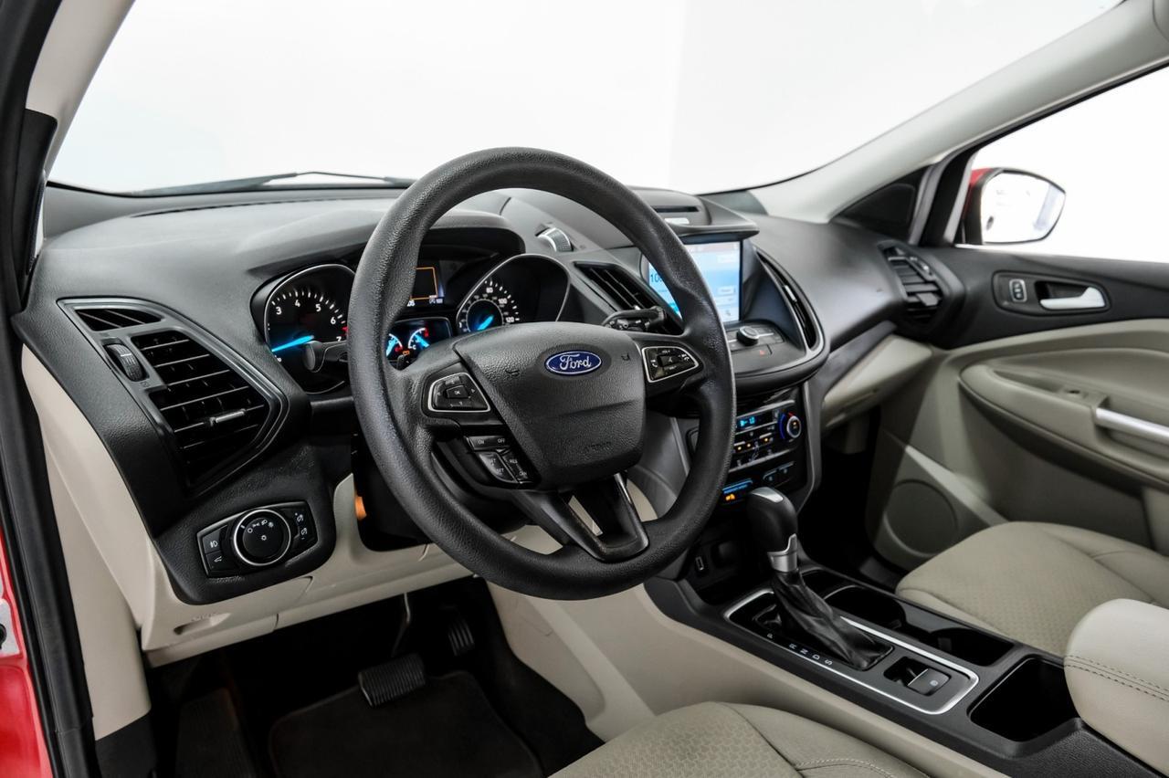 2017 Ford Escape SE AUTOMATIC SE TECH PKG BLIND SPOT ASSIST REAR CAMERA BLUETOOTH Carrollton TX