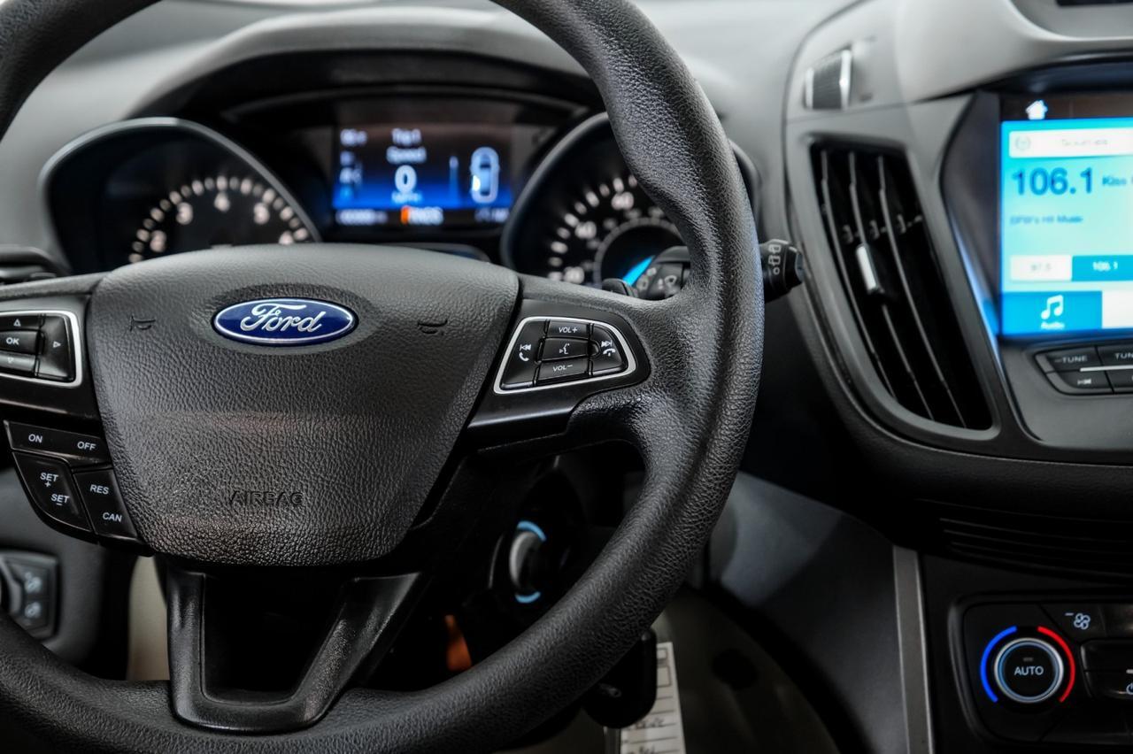 2017 Ford Escape SE AUTOMATIC SE TECH PKG BLIND SPOT ASSIST REAR CAMERA BLUETOOTH Carrollton TX