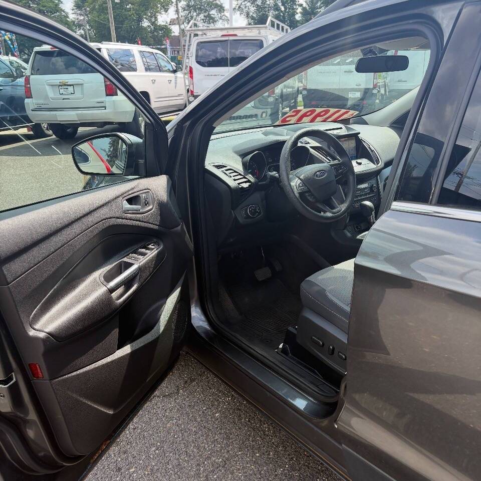 2017 Ford Escape SE AWD 4dr SUV Edison NJ