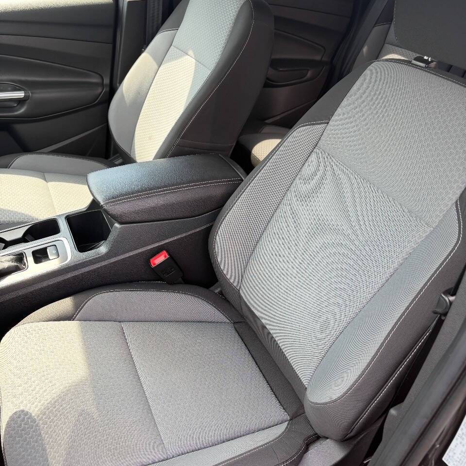 2017 Ford Escape SE AWD 4dr SUV Edison NJ