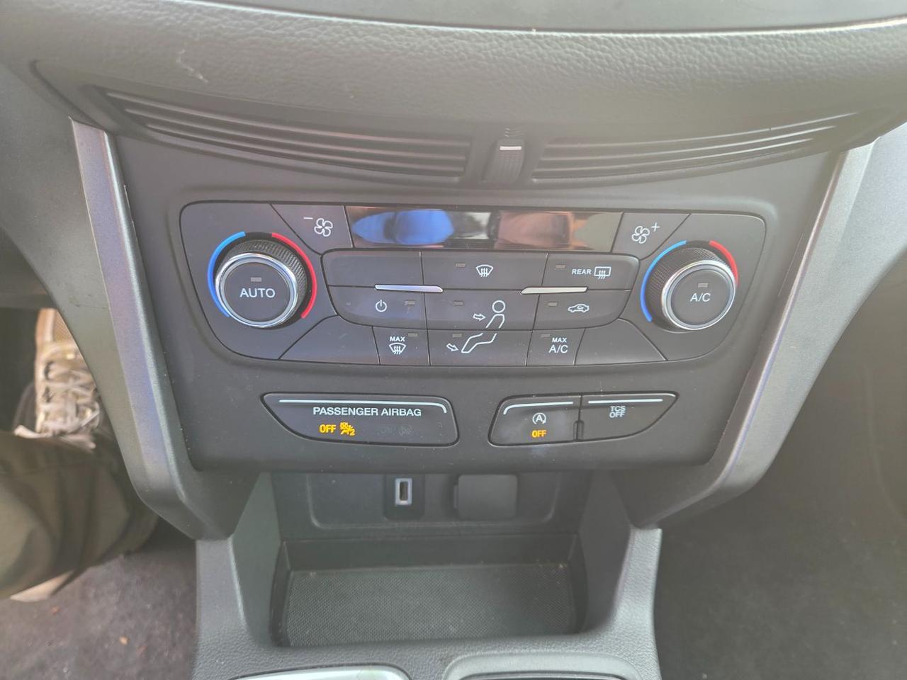 2017 Ford Escape SE Charlton MA
