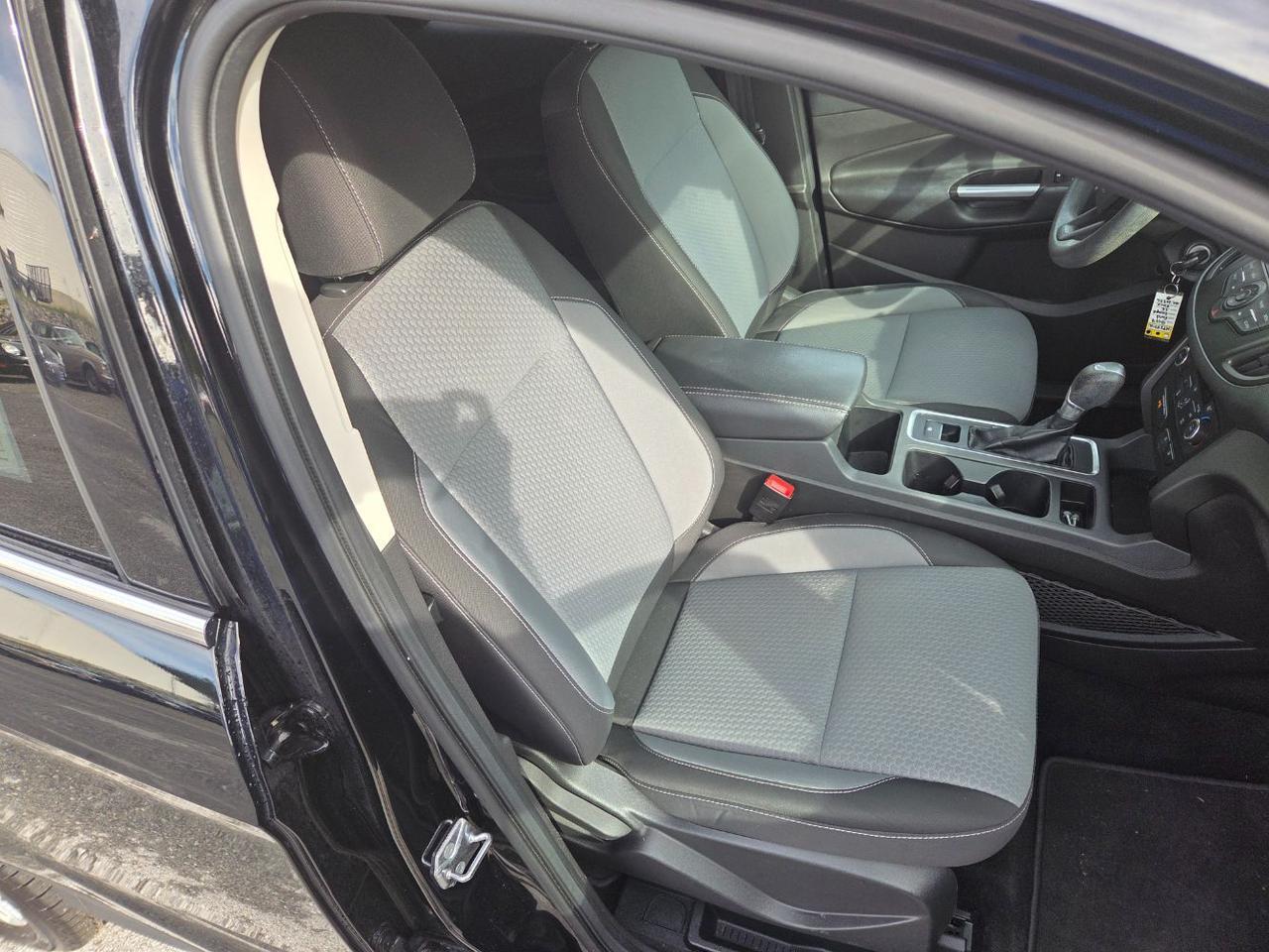 2017 Ford Escape SE Charlton MA