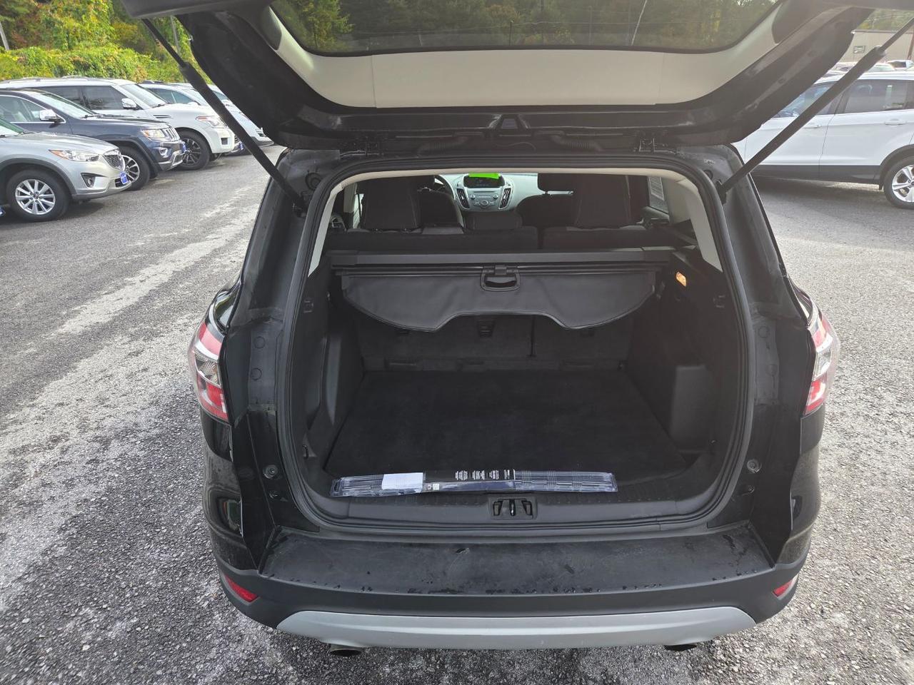 2017 Ford Escape SE Charlton MA