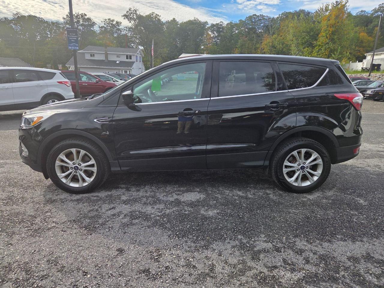 2017 Ford Escape SE Charlton MA