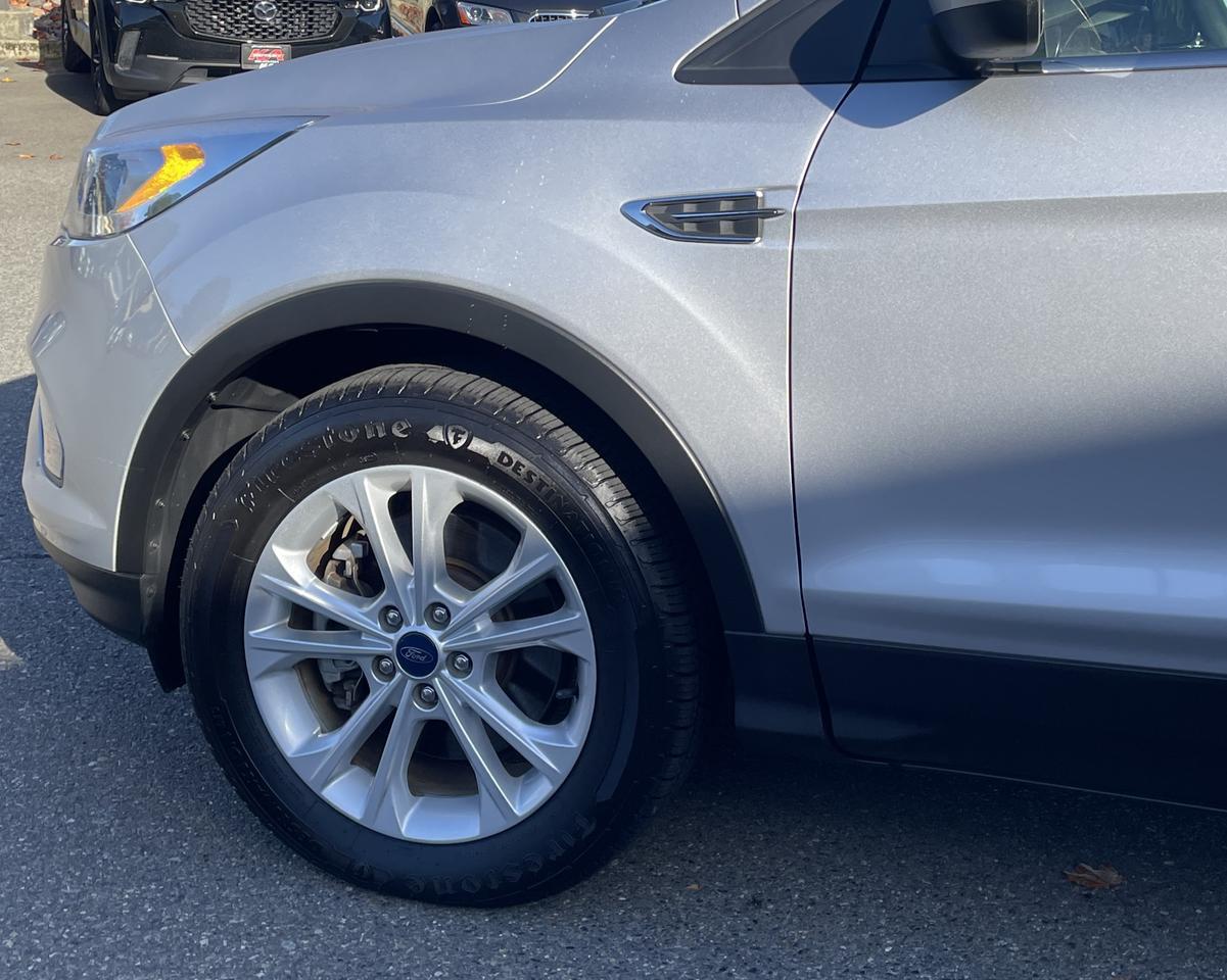 2017 Ford Escape SE Sport Utility 4D