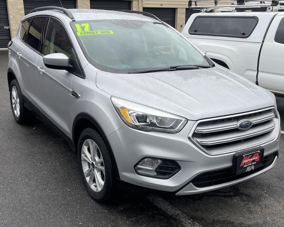 2017 Ford Escape SE Sport Utility 4D
