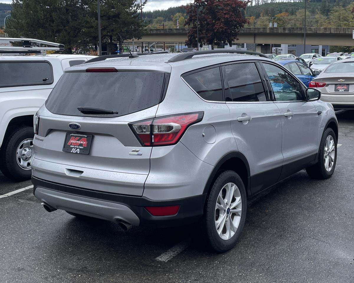 2017 Ford Escape SE Sport Utility 4D
