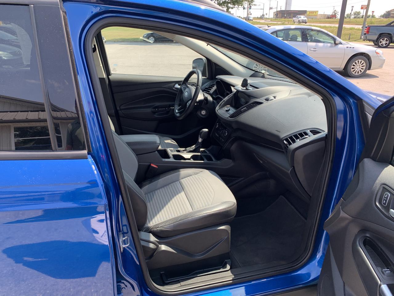 2017 Ford Escape SE Sport Utility 4D Aurora MO