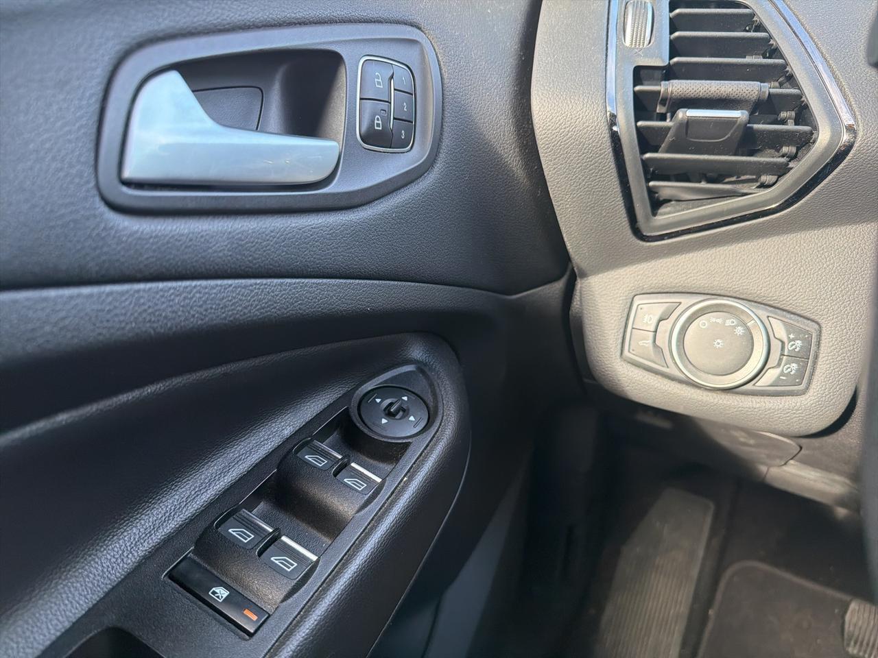 2017 Ford Escape Titanium Ashland VA