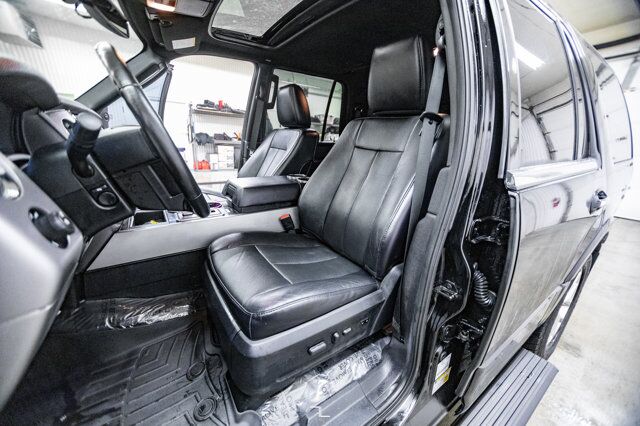 2017 Ford Expedition AWD Limited Leather Roof Nav BCam Red Deer AB