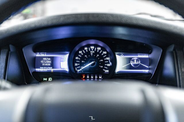 2017 Ford Expedition AWD Limited Leather Roof Nav BCam Red Deer AB