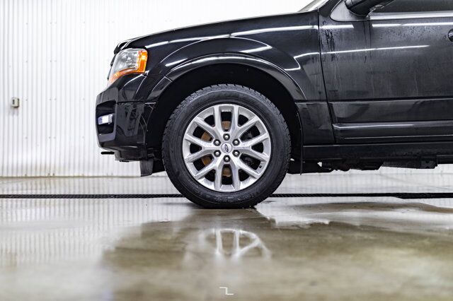2017 Ford Expedition AWD Limited Leather Roof Nav BCam Red Deer AB