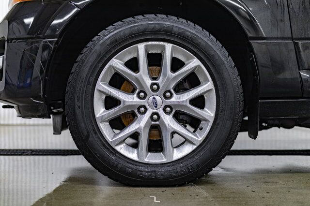 2017 Ford Expedition AWD Limited Leather Roof Nav BCam Red Deer AB