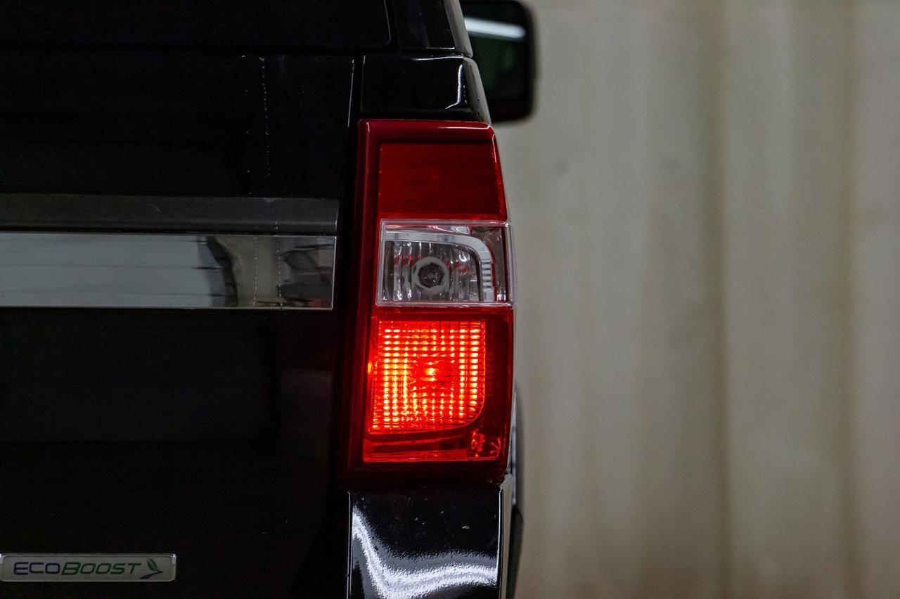 2017 Ford Expedition AWD Limited Leather Roof Nav BCam Red Deer AB