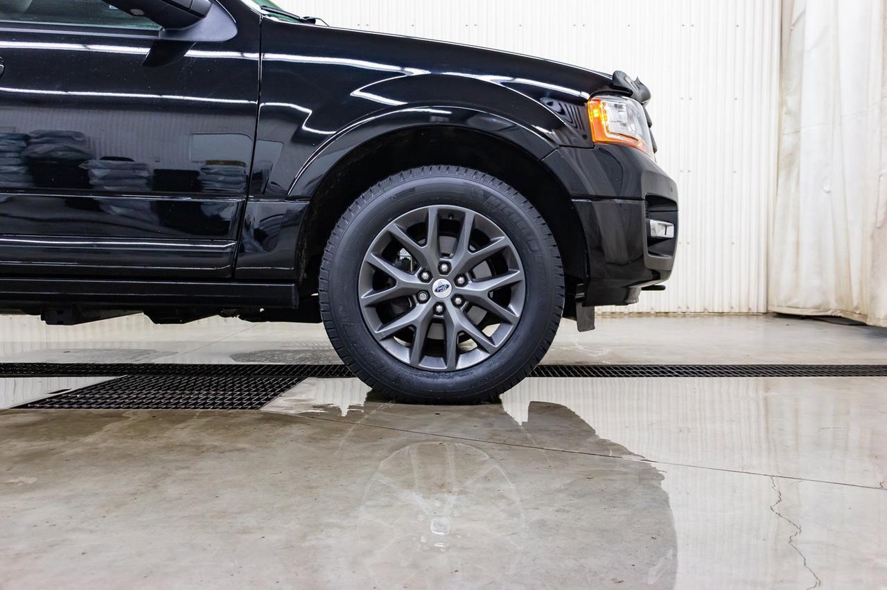 2017 Ford Expedition AWD Limited Leather Roof Nav BCam Red Deer AB