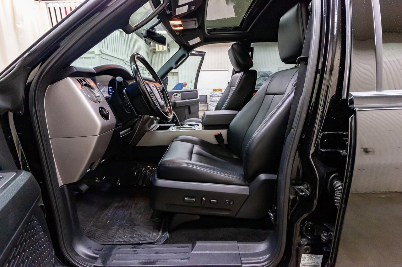 2017 Ford Expedition AWD Limited Leather Roof Nav BCam Red Deer AB