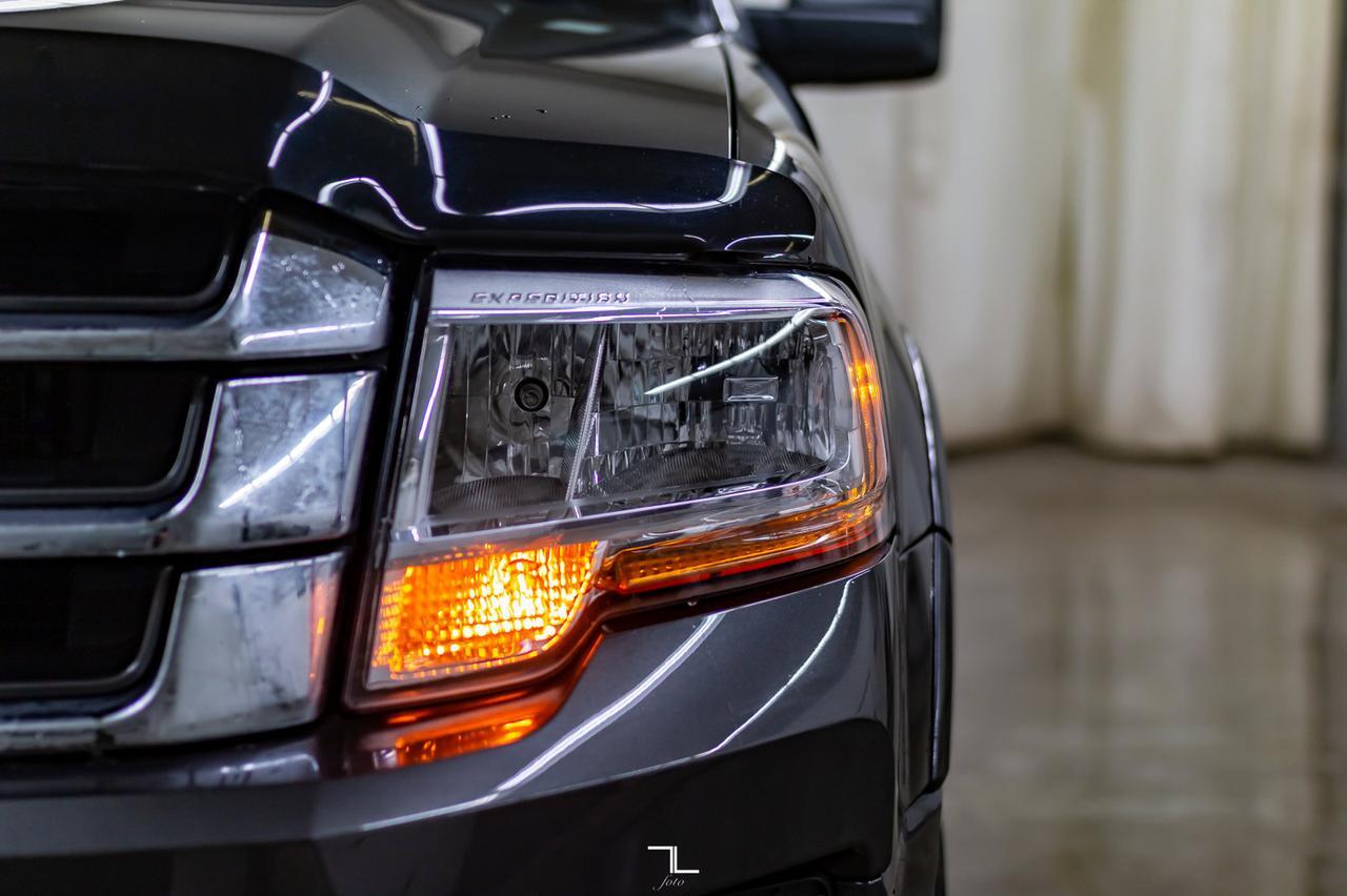 2017 Ford Expedition AWD XLT Leather Roof Nav BCam Red Deer AB