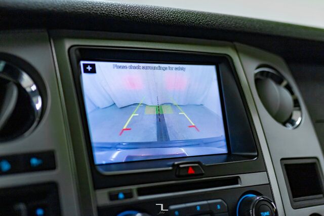 2017 Ford Expedition AWD XLT Leather Roof Nav BCam Red Deer AB