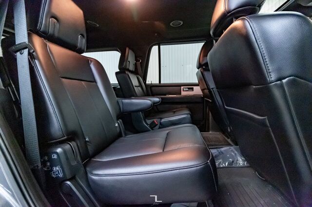 2017 Ford Expedition AWD XLT Leather Roof Nav BCam Red Deer AB