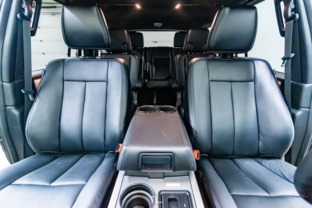 2017 Ford Expedition AWD XLT Leather Roof Nav BCam Red Deer AB